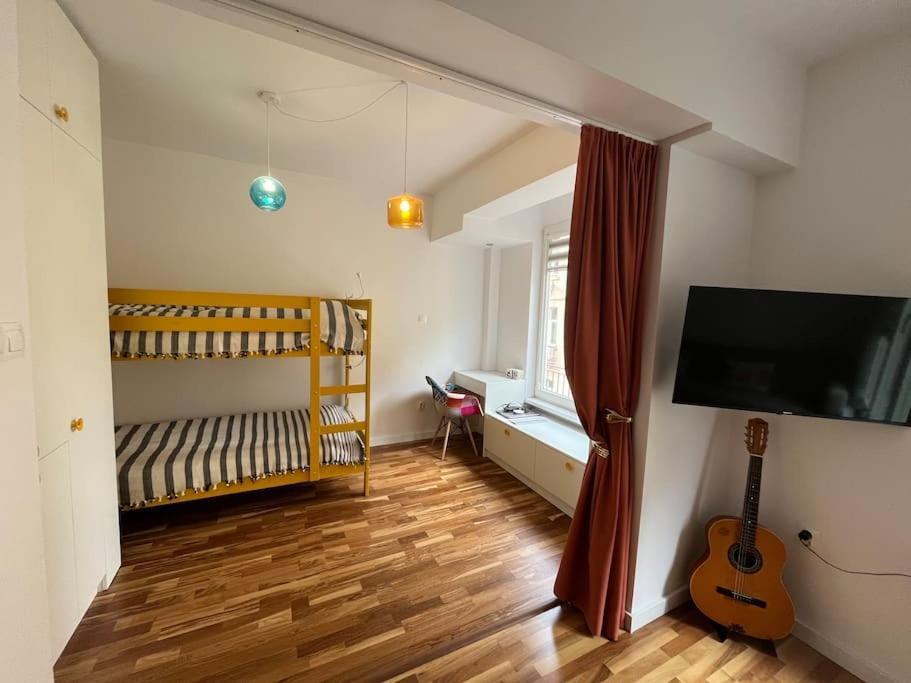 Family Friendly Downtown Apart Sofia Exterior photo